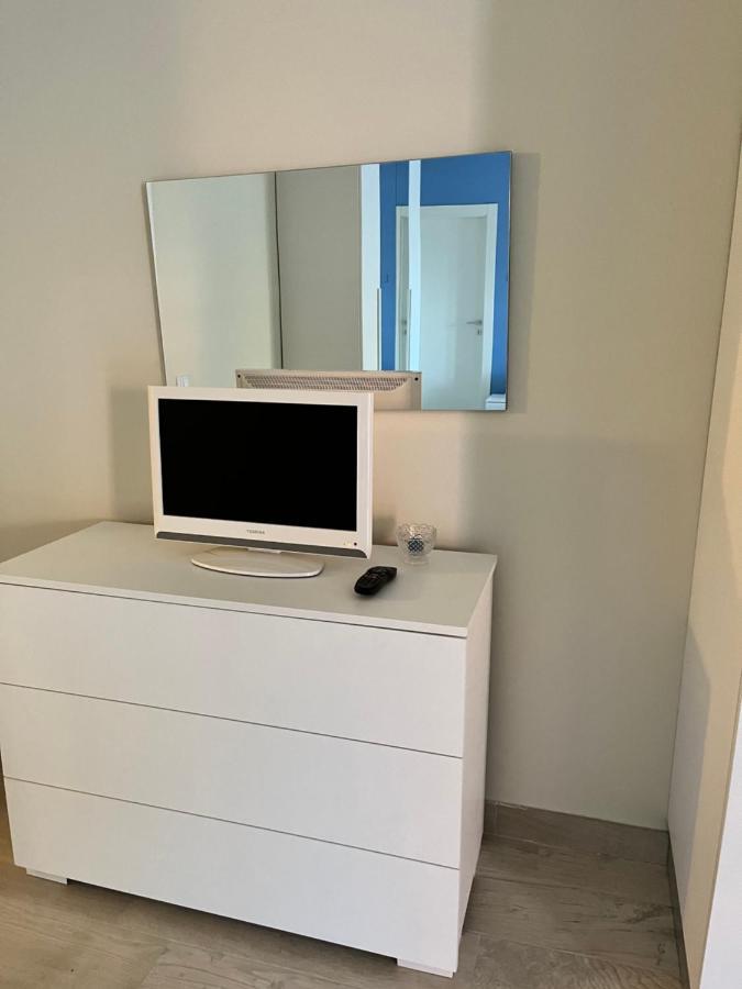 Casa Cost 2 Apartment Vetralla Bagian luar foto